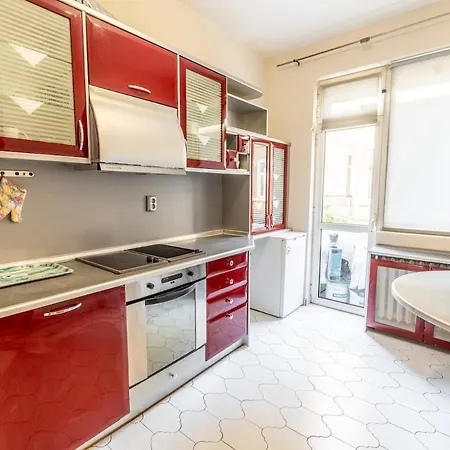 Vitoshka 3br * Sofia